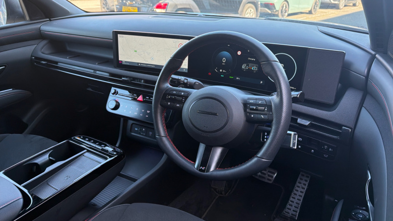 Hyundai TUCSON 1.6T Plug-in Hybrid N Line 5dr Auto Estate